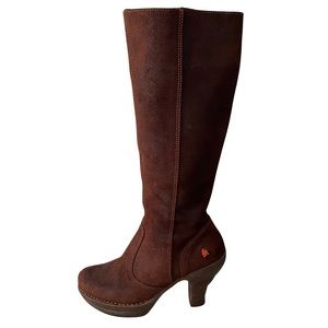 The Art Company Cognac Suede Platform Boots Size 37